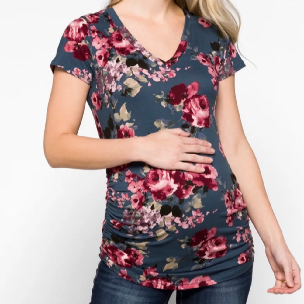 Full Moon Peppy Maternity Vneck Top